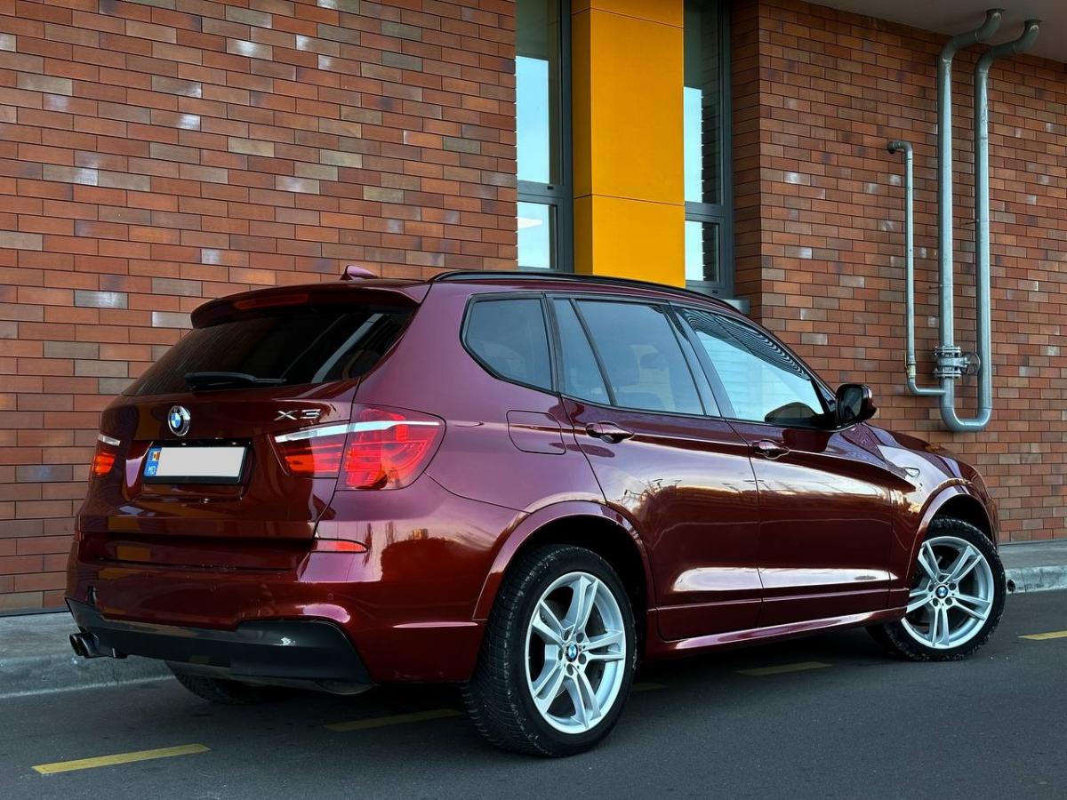 BMW X3 RED