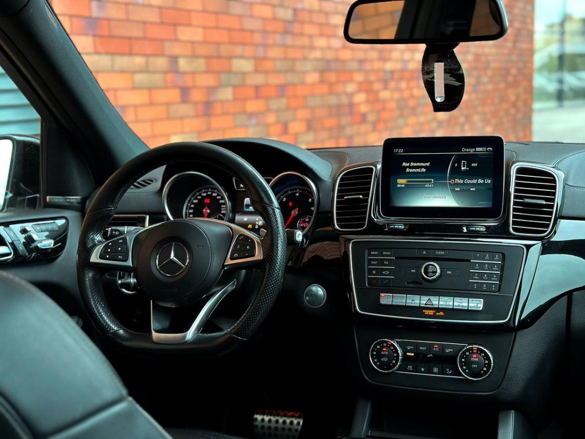 Mercedes-Benz GLS 350D