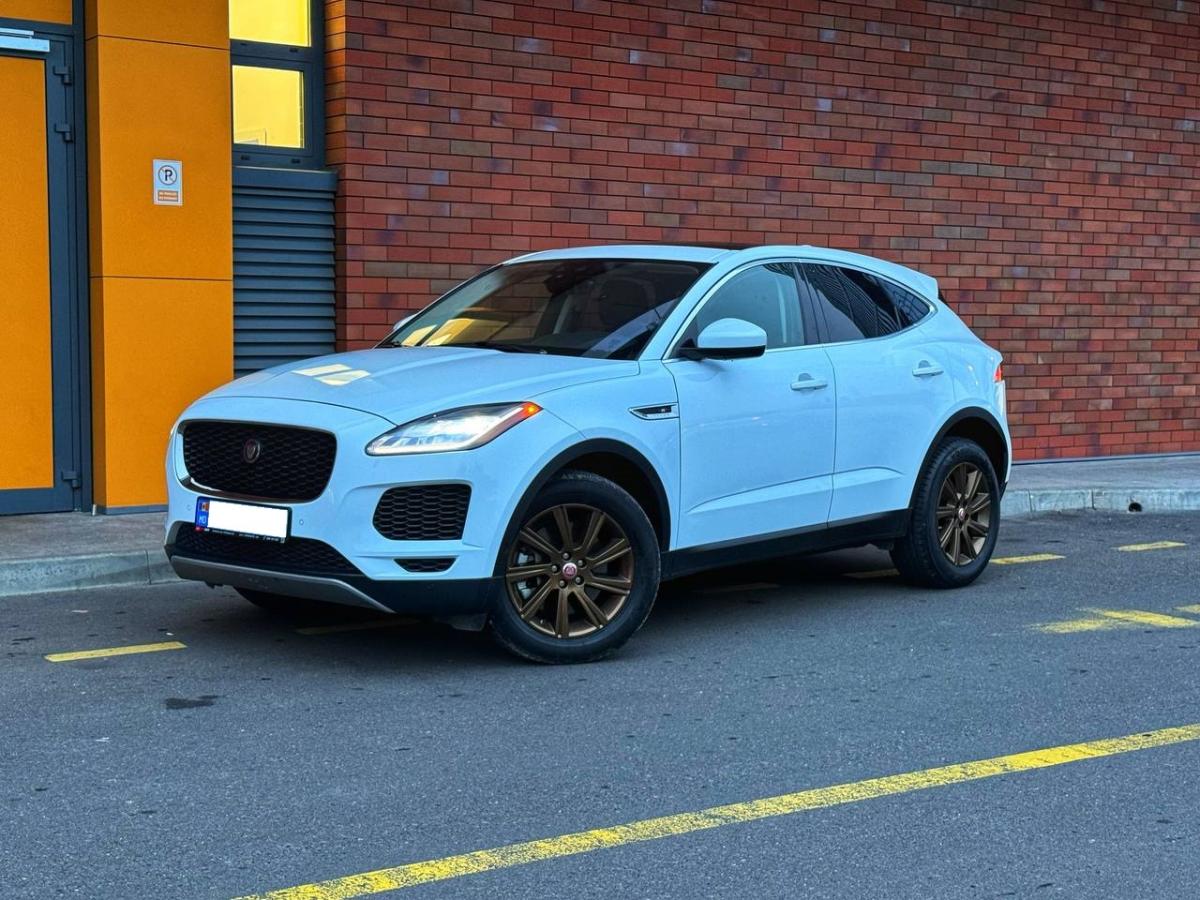 Jaguar E - Pace