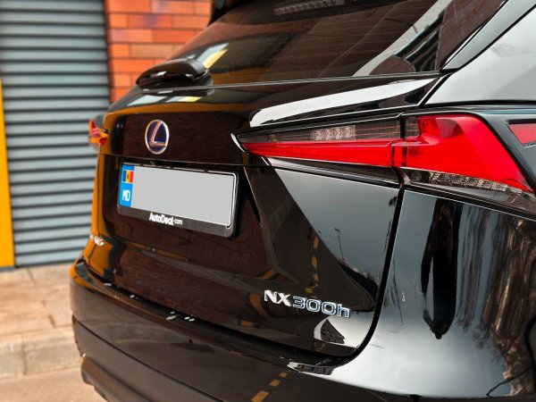Lexus