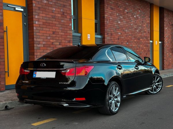 Lexus