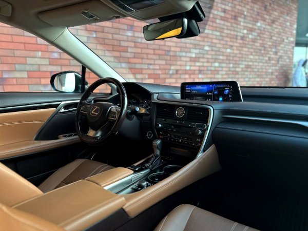 Lexus