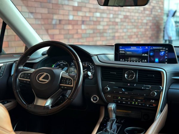 Lexus